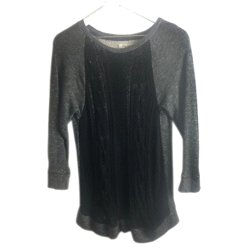 Lucky Lutos Size M 3/4 Sleeve Boat Neck Top